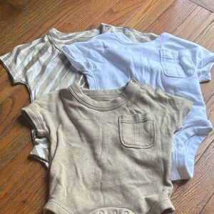 Banana Republic Baby 🤎🤍